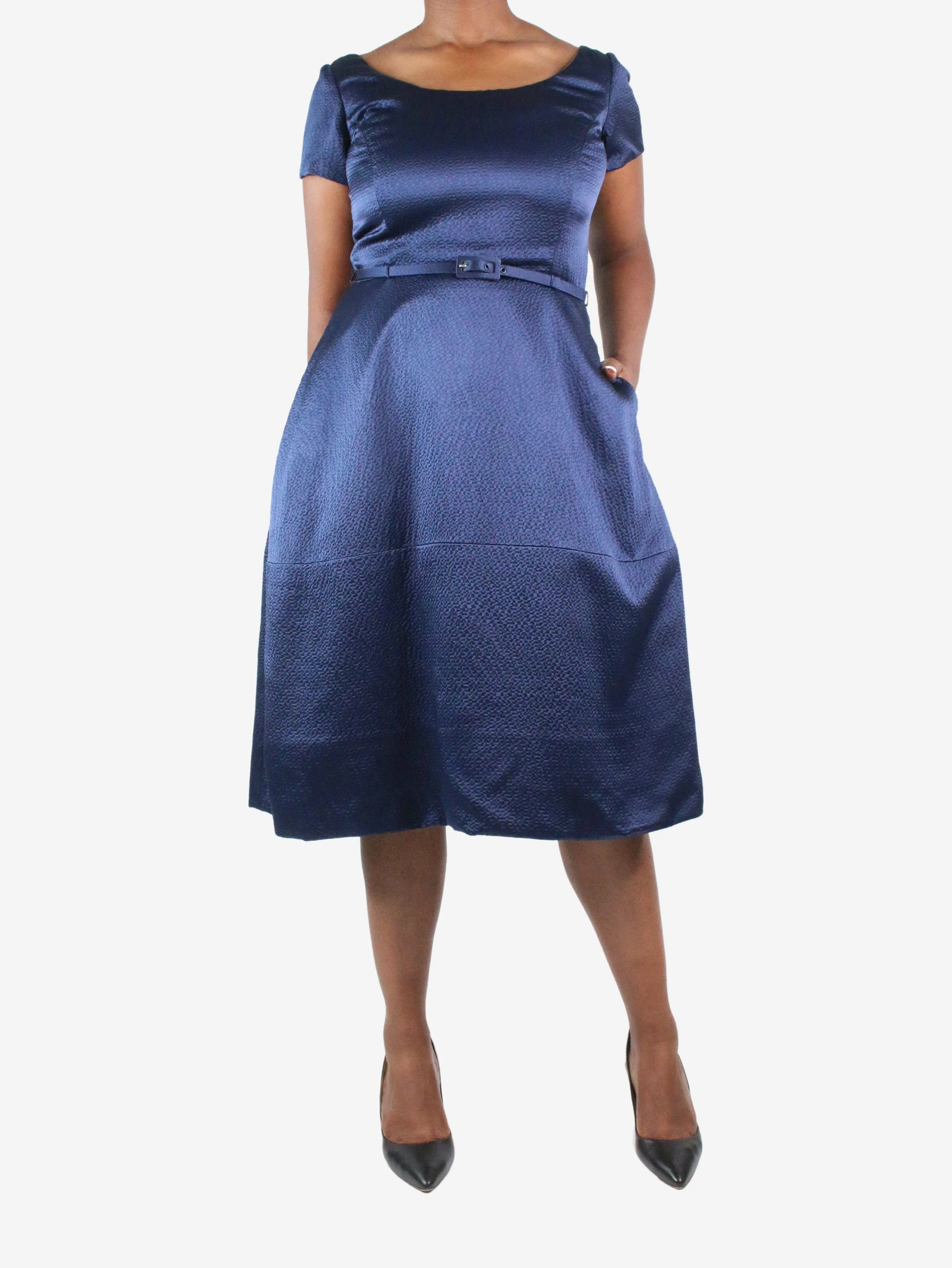 Blue short-sleeved textured dress - size