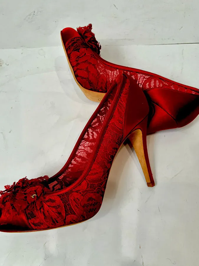 Chanel Light Red Lace Satin Heels EU 39C US 8.5/9