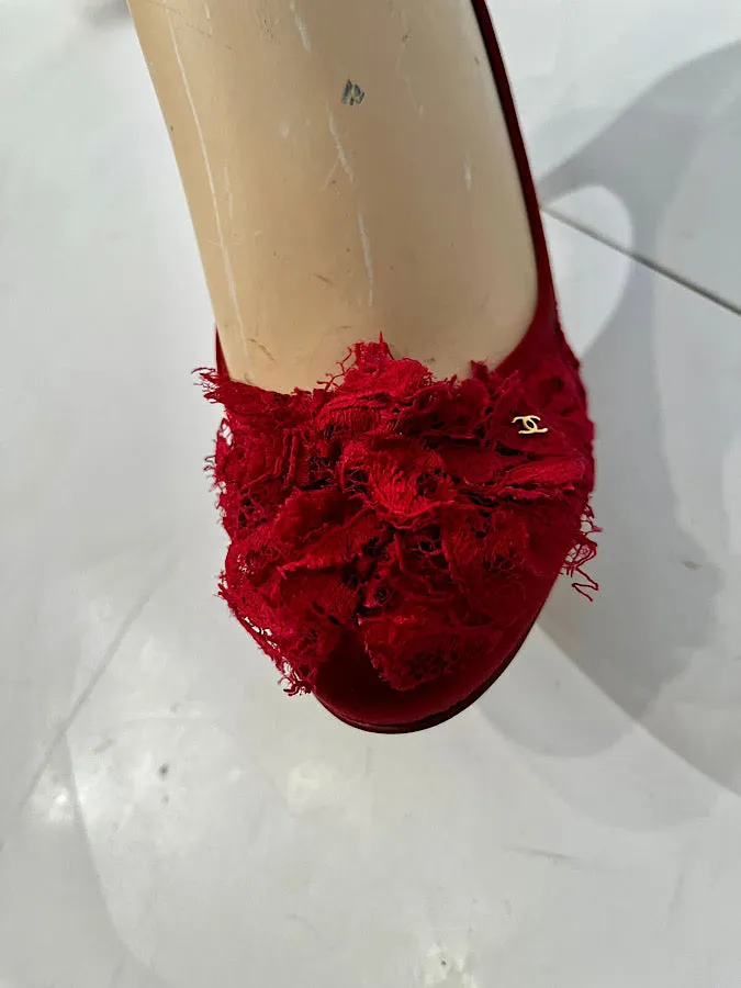 Chanel Light Red Lace Satin Heels EU 39C US 8.5/9