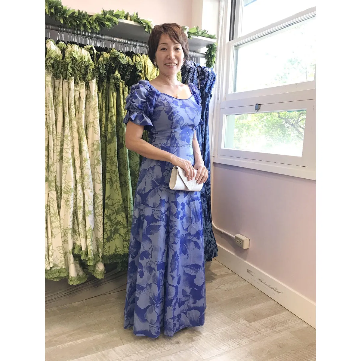 Hawaiian Muumuu Blue Dress with Half Sleeve in Hibiscus Print | Blue 2861