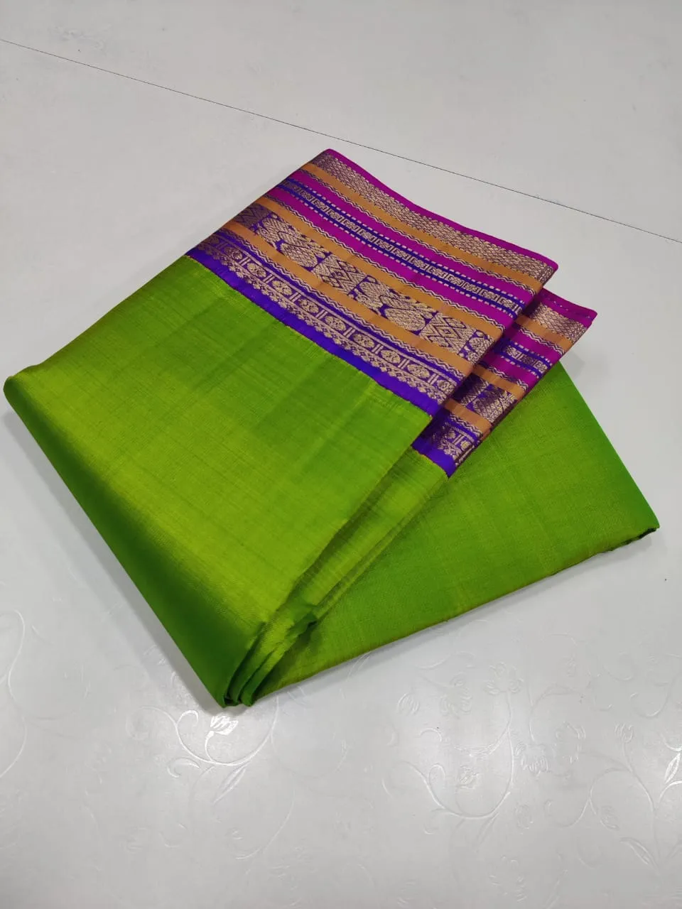 Shyamala , Pure Kanchipuram silk saree handwoven with 2 g pure Zari traditional korvai Design-SACHI001GKS